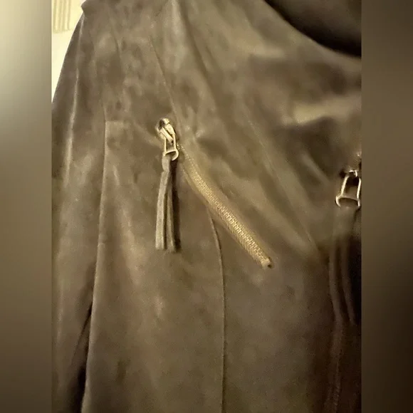 Lulu’s Vegan Suede Moro Jacket Small - Picture 8 of 15